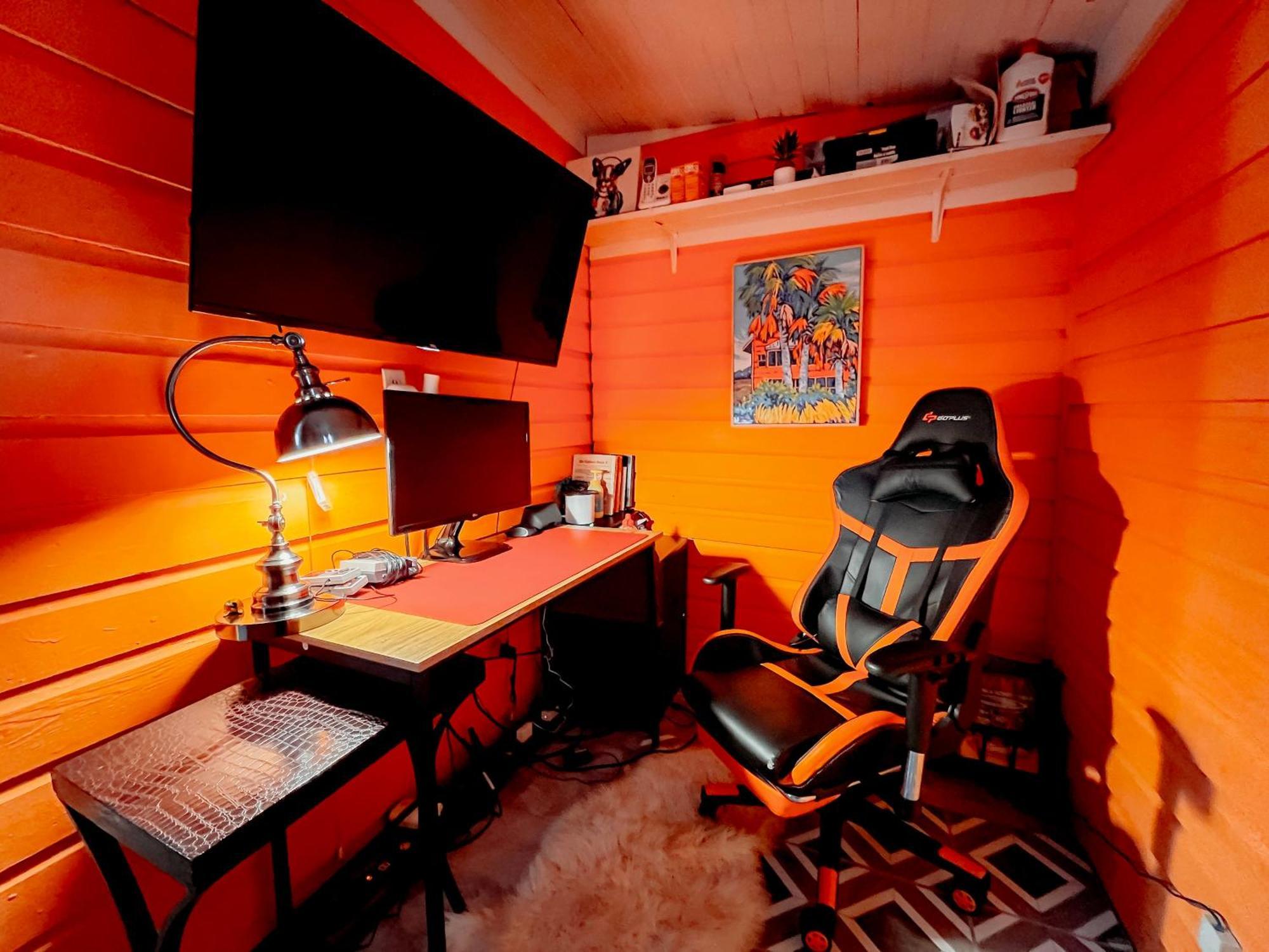 Giggling Creek Cottage - Bedjet! King Sized! Gazebo, 45 Acres, Arcades, Nintendo, More Henry Eksteriør bilde