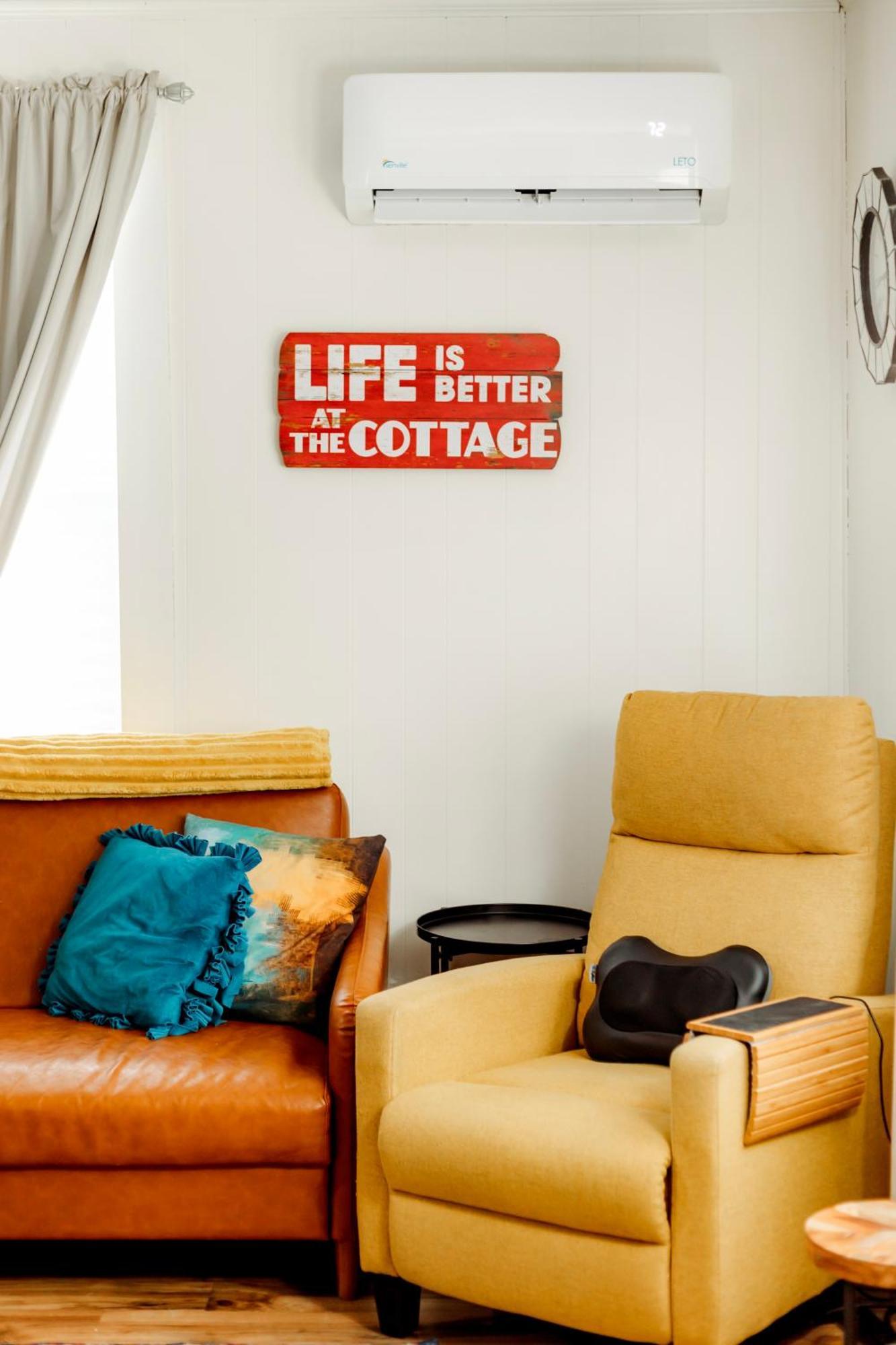 Giggling Creek Cottage - Bedjet! King Sized! Gazebo, 45 Acres, Arcades, Nintendo, More Henry Eksteriør bilde